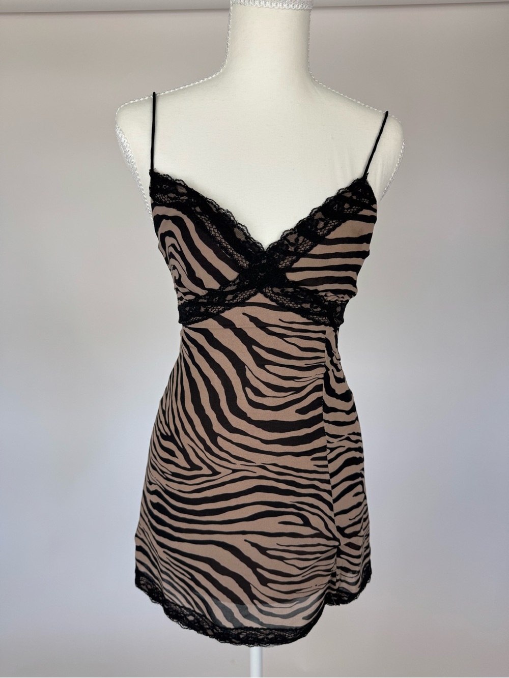 Princess Polly Vita Zebra Lace Trim Mini Dress NWT Y2K Going Out